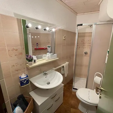 Il Nido Dei Gufi Apartment *